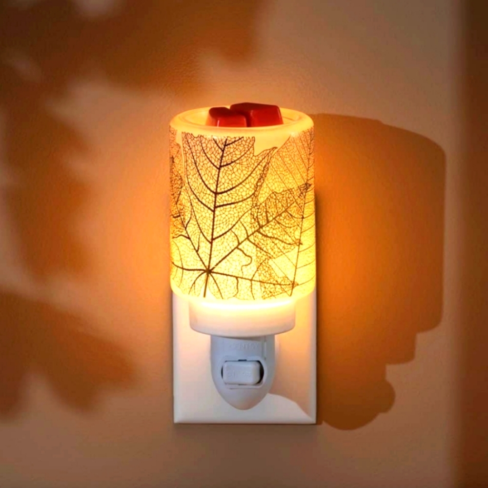 Gilded leaves mini warmer